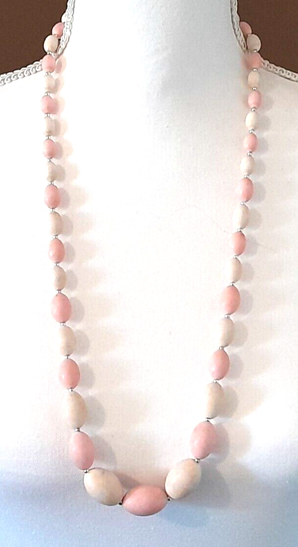 Vintage 1950’s MCM Soft Pink & Cream Lightweight Beaded 30″ Necklace