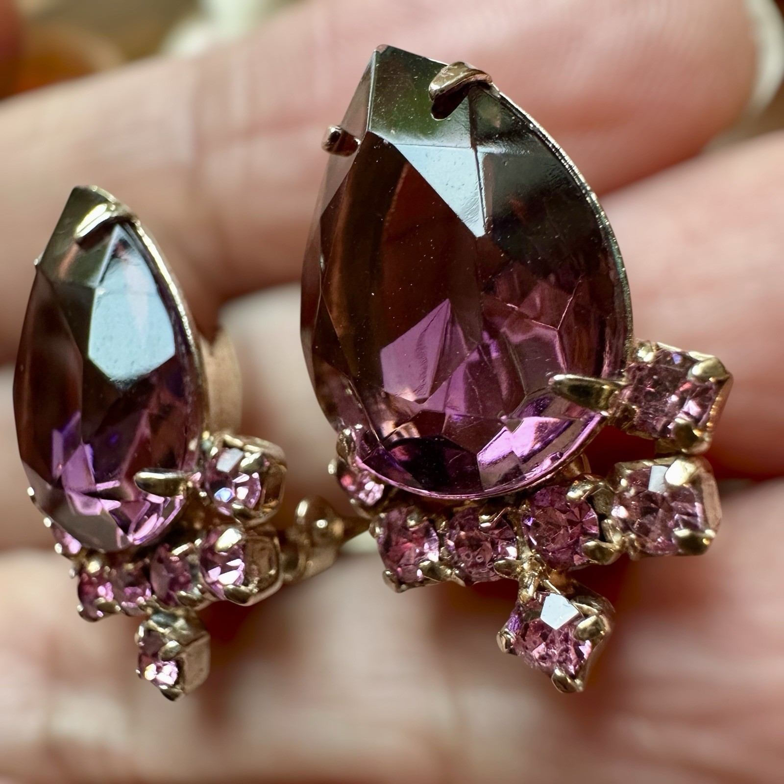 Vintage 1950s Clip Earrings 1 Inch Purple Pink Glass Rhinestones Gold Plated