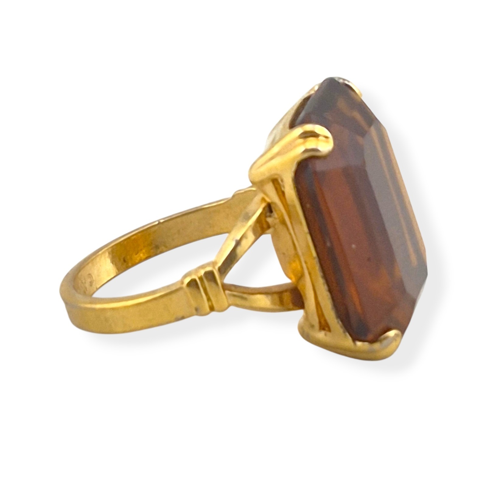Vintage 1978 Avon Smoky Lustre Ring Emerald Cut Faux Topaz Glass Gold Tone Sz 7