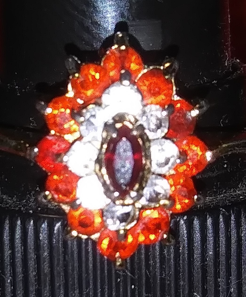 Vintage Ruby & Garnet Color Diamond Accent Gemstone Gold Tone Cocktail Ring Sz 9