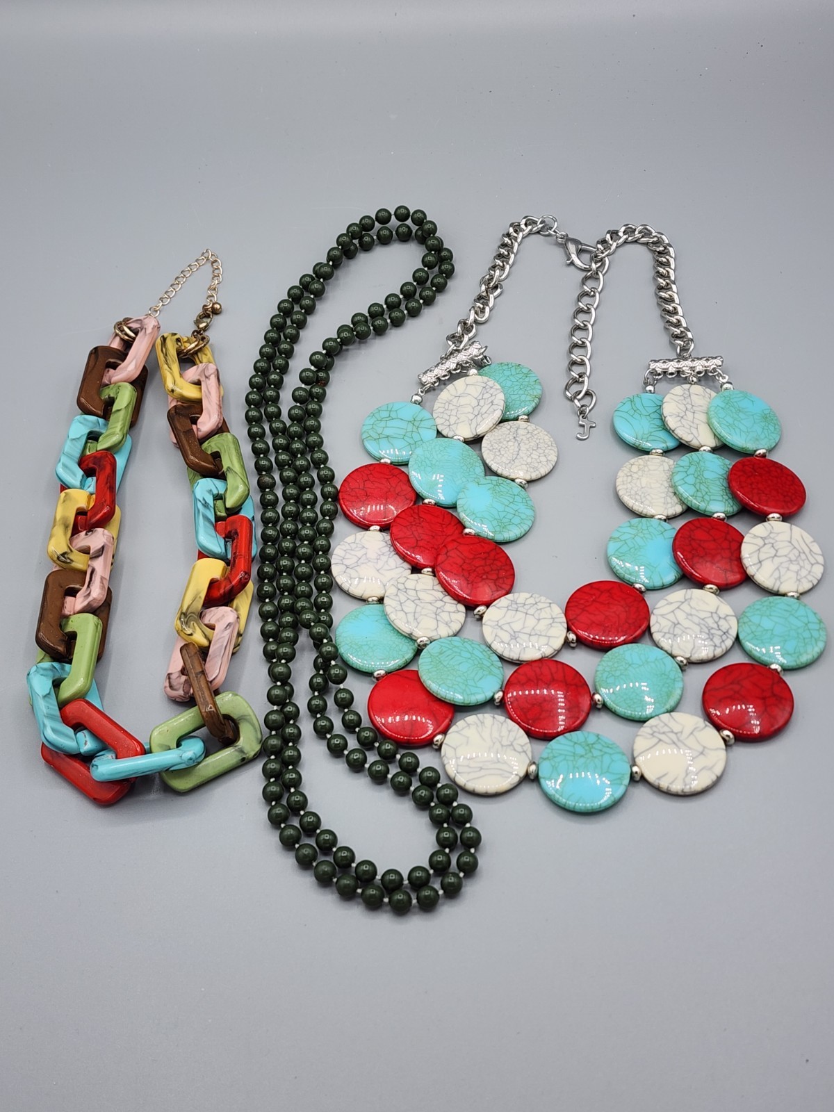 3 Necklace 1980 Career Jewelry Bundle Multicolor 19″ 23″ 48″ Green Red Turquoise