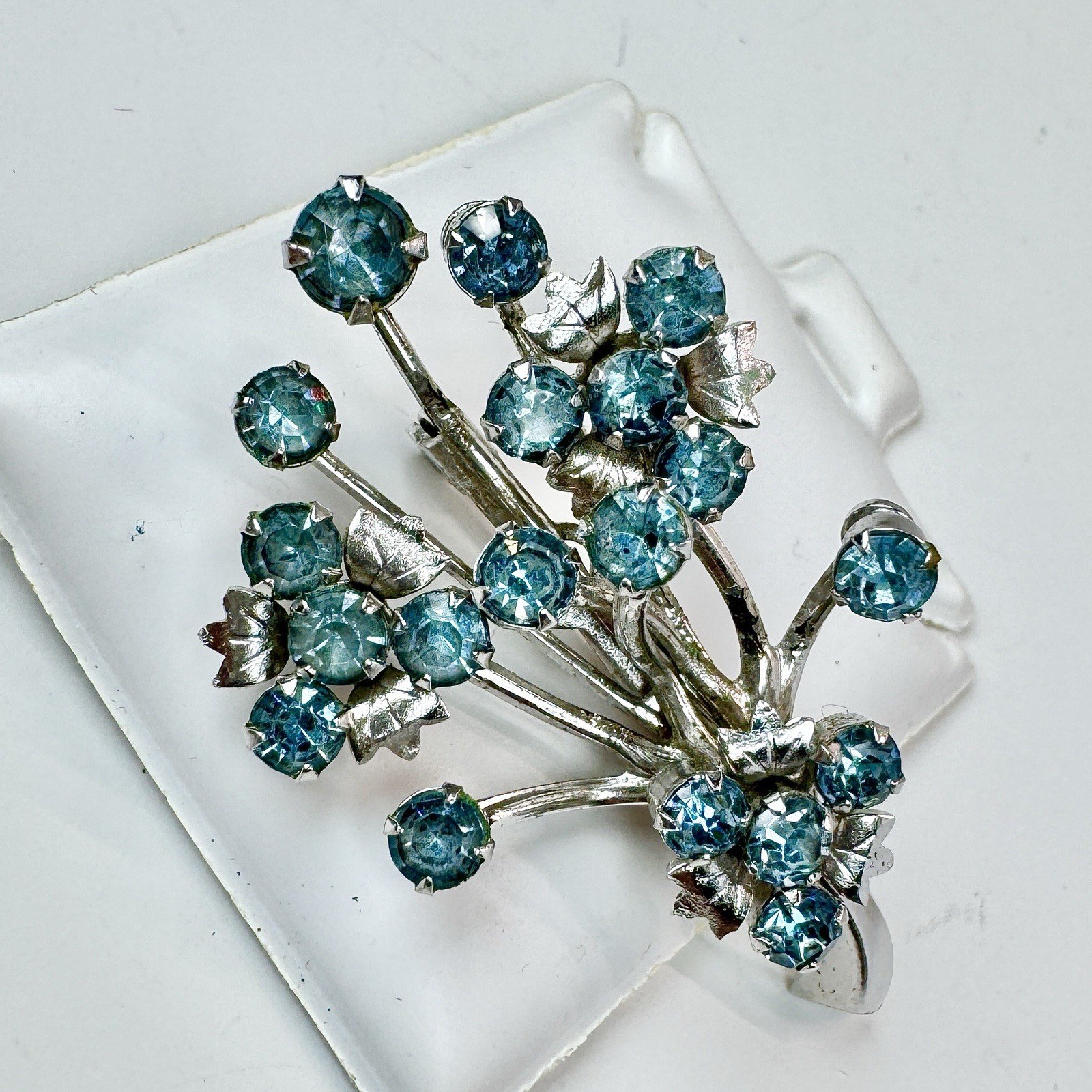 VTG Schurin Rhinestone Bouquet Brooch Pin Silver Tone Floral Spray Signed