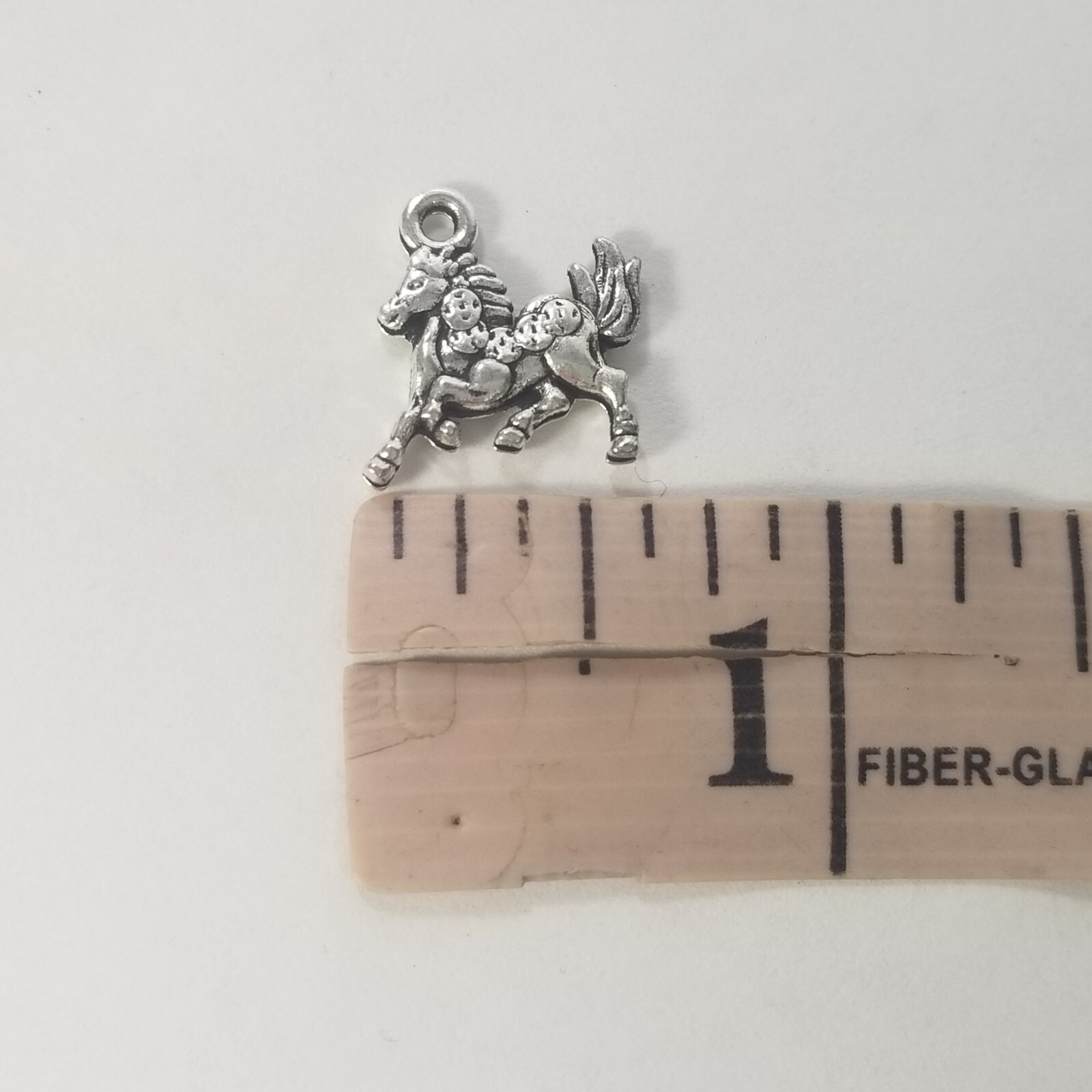 Vintage Horse Running Mustang Pendant Charm silvertone