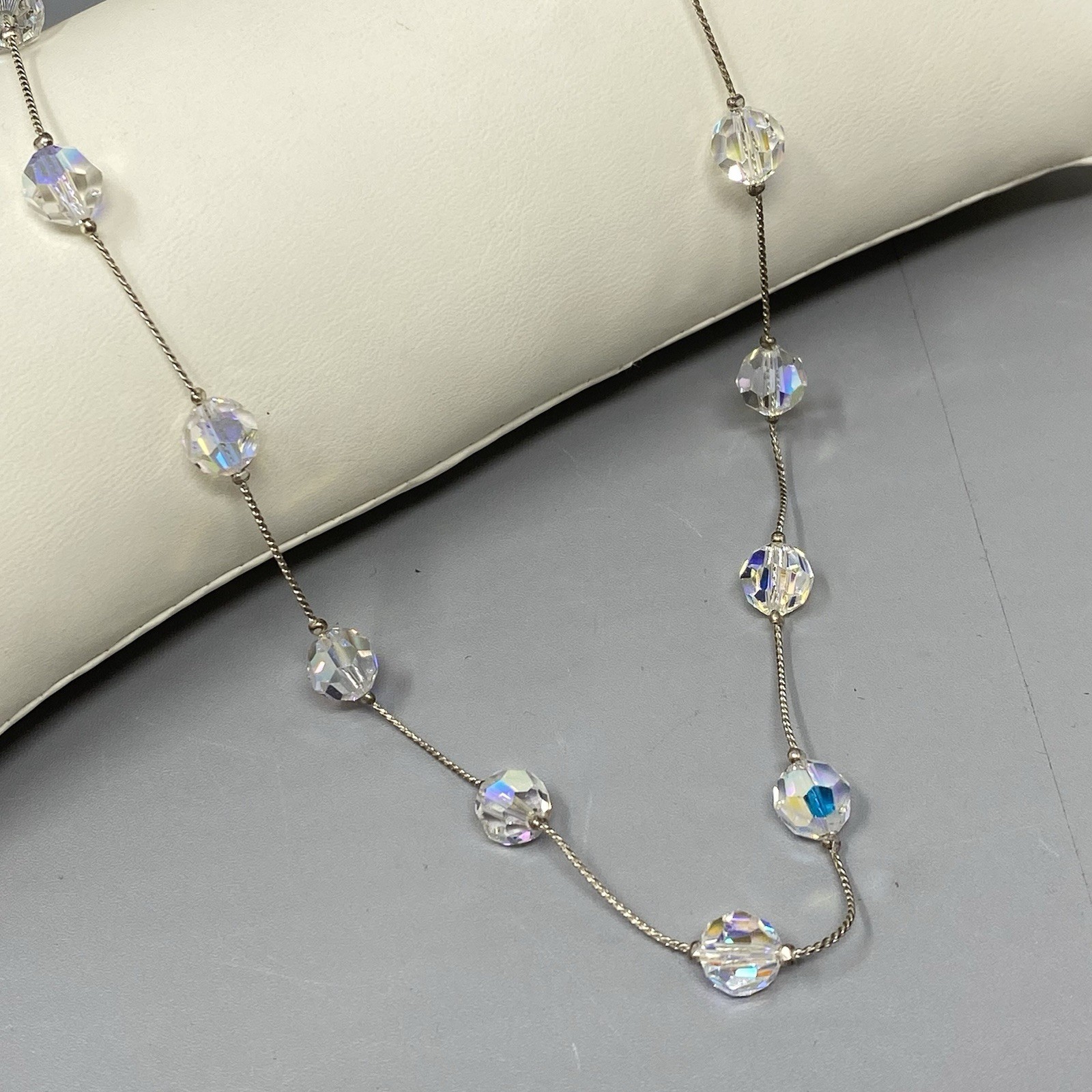 Aurora Borealis Crystal Bead Necklace Faceted Glass Silver Tone Chain Collar 18″