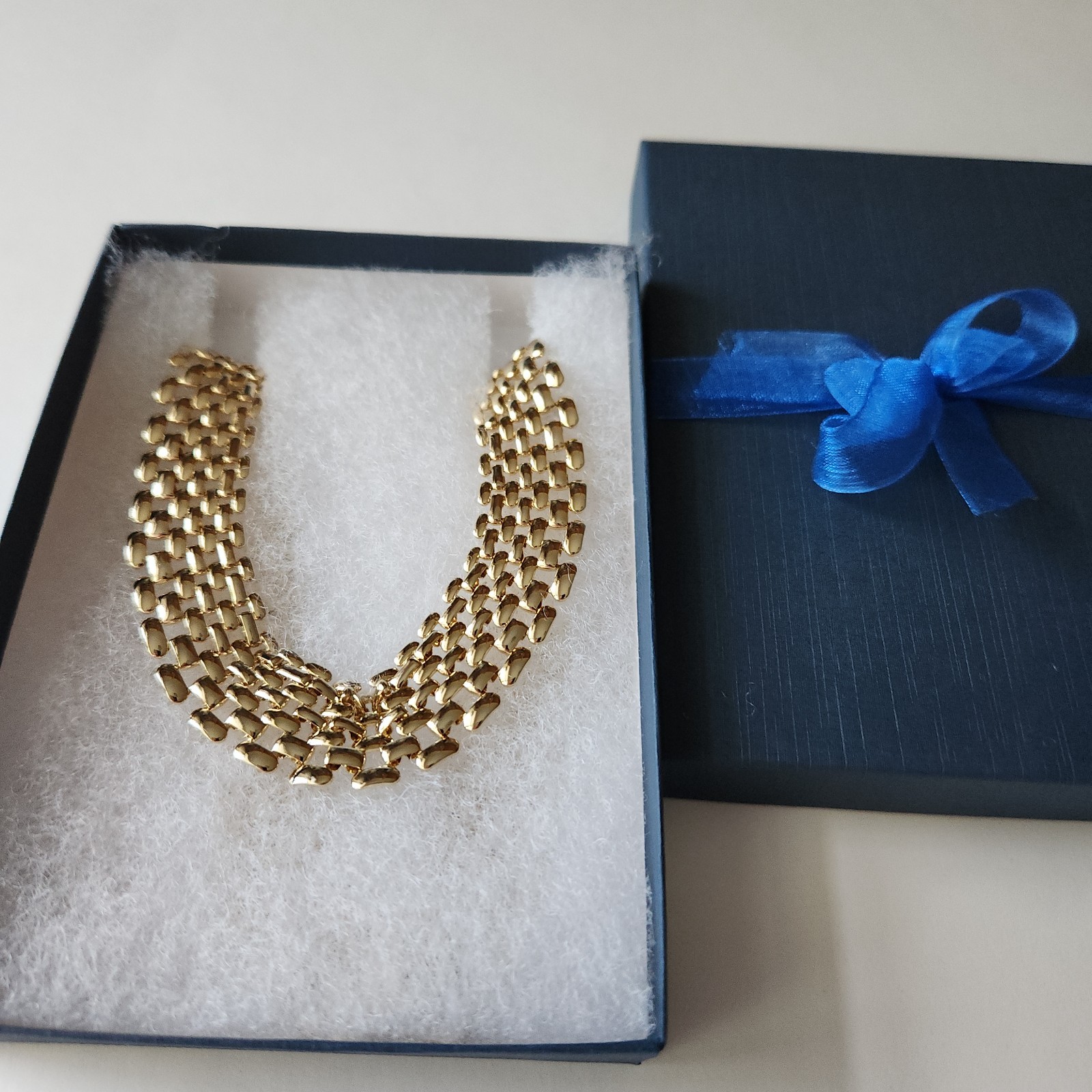 Vintage Gold Tone Mesh Link Necklace | 16″ Fluid Chain Collar