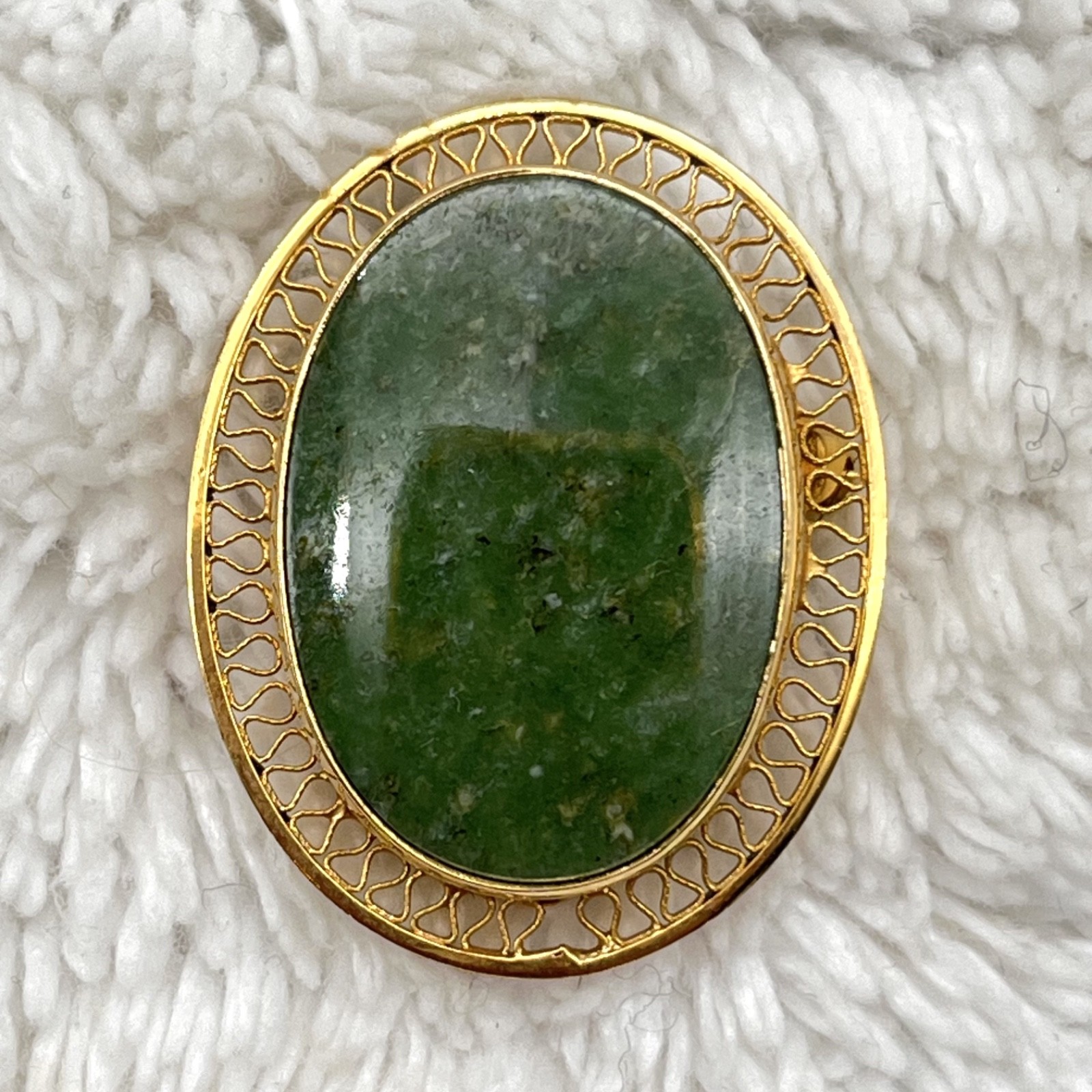 Vintage Green Stone Brooch 12k Gold Filled Signed Burt Cassell 1.25″