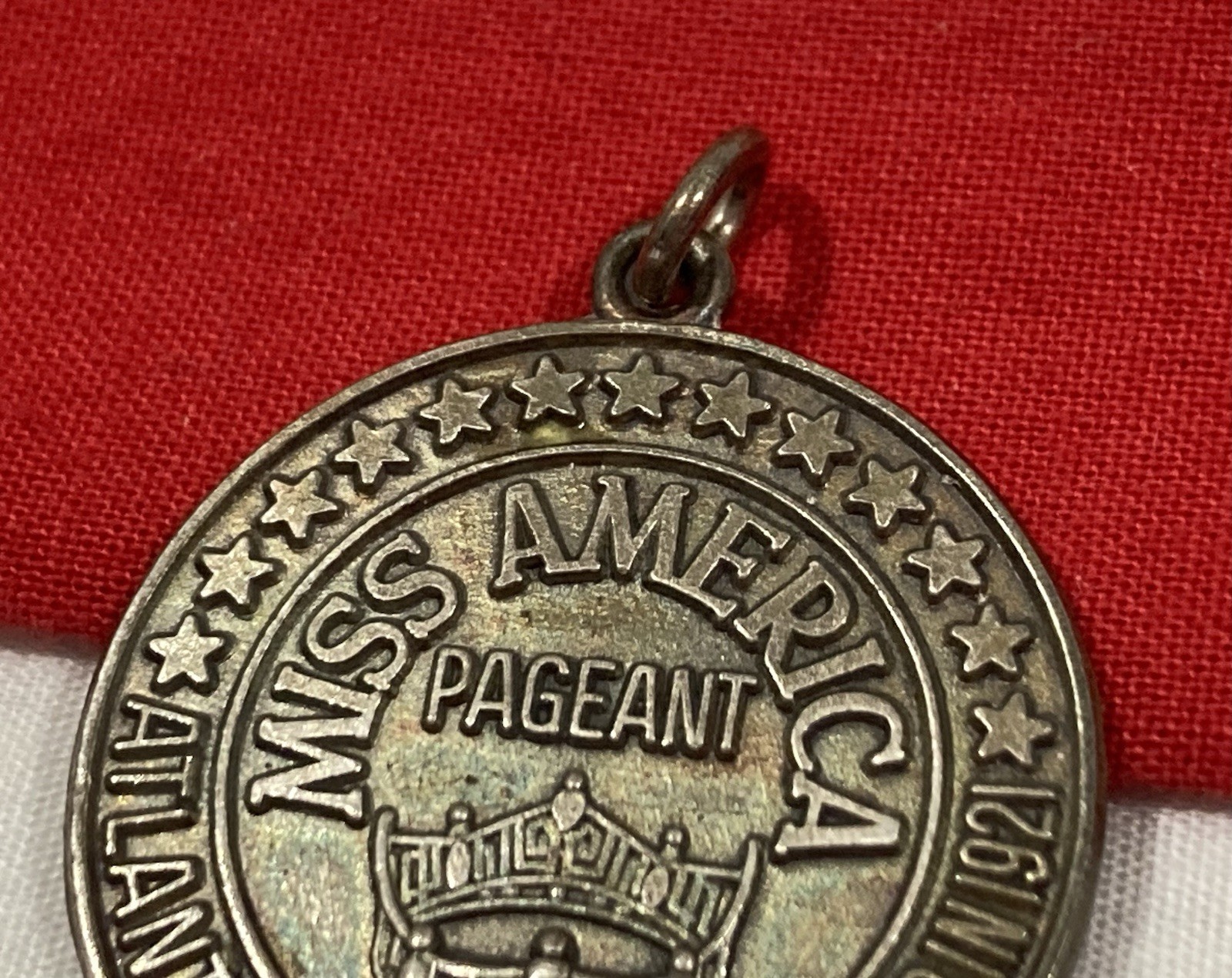 Vintage 1971 MISS AMERICA FABULOUS VALLEY PAGEANT Sterling Silver Charm Pendant