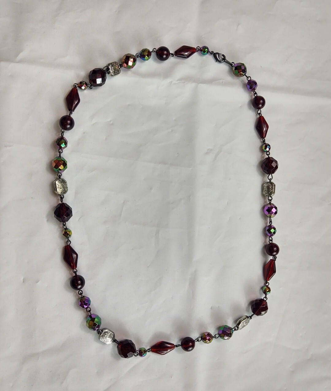 Vtg Beaded Necklace Silver Tone Clasp Red Iridescent Ornate Silver Tone Beads