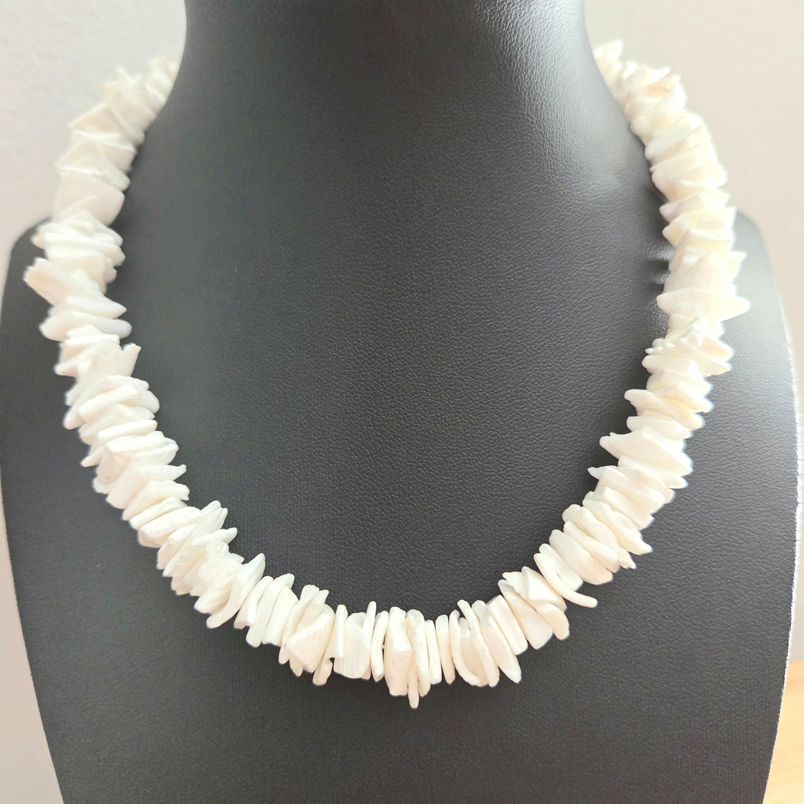 5 Surfer Heishi Puka Shell Necklace Hawaiian Vintage