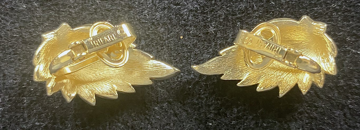 Vintage Signed Crown Trifari Jewelry, Bracelet, 3 Broochs, 4 Pair Clip Earrings