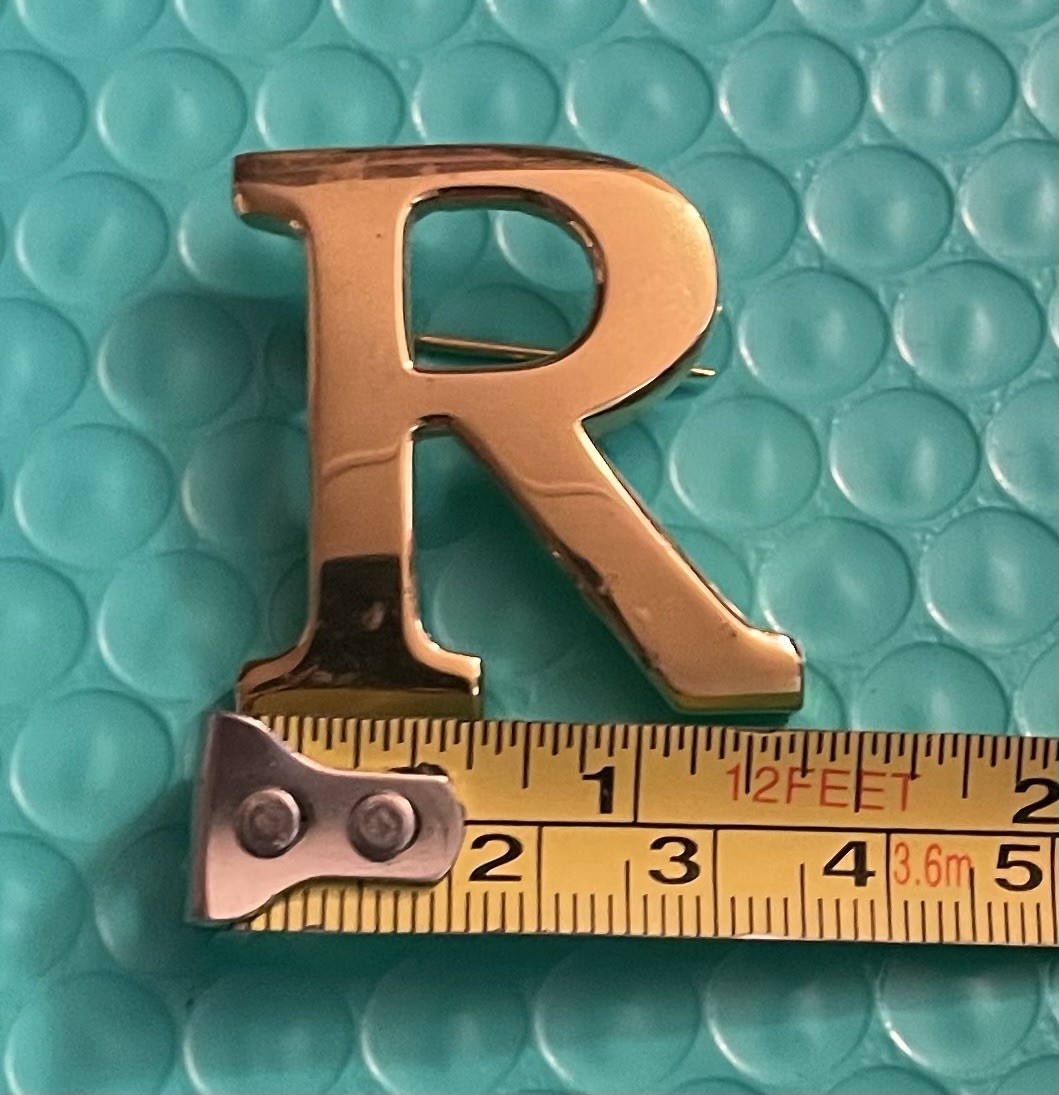 Anne Klein Script Letter “R” Modernist Brooch Pin Signed Matte Gold Tone