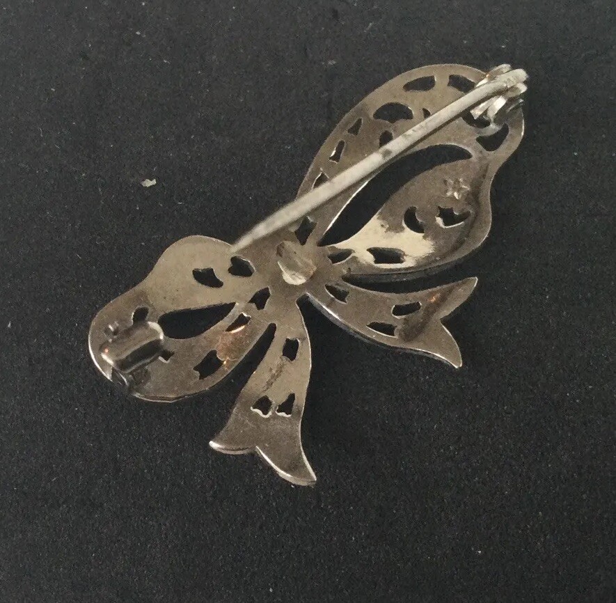 Silver Lace Pin Marked W/Star C Clasp Safety Lock Open Work Bow