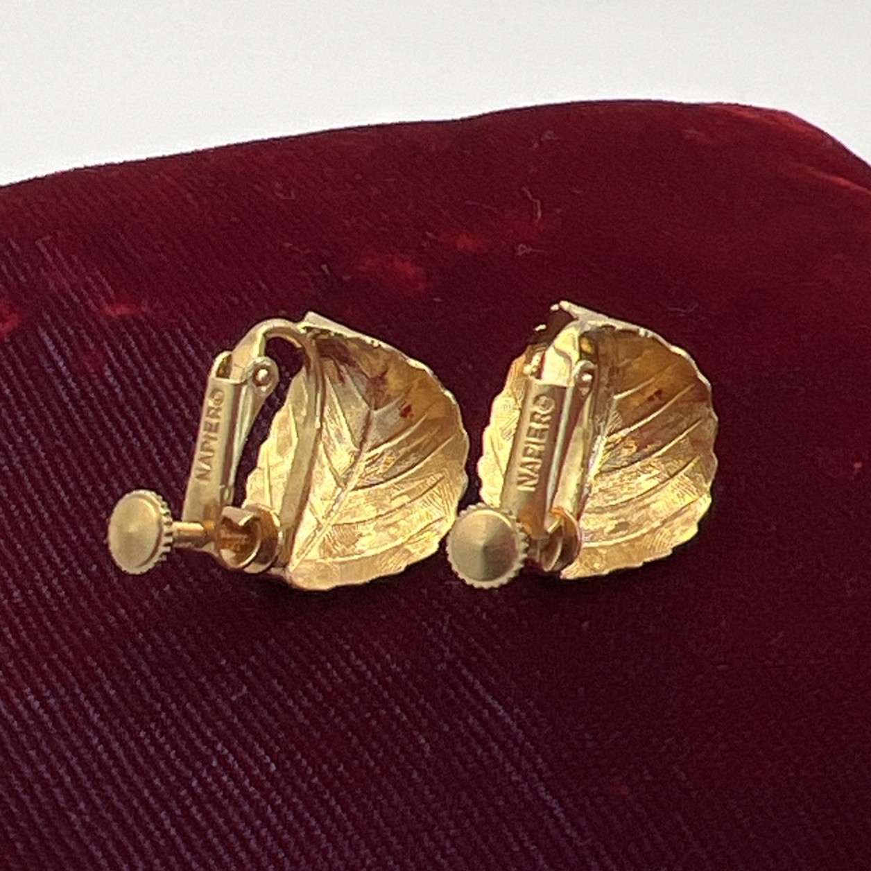 Vintage Napier Gold Tone Leaf Screw-Back & Clip-On Earrings Adjustable Signed
