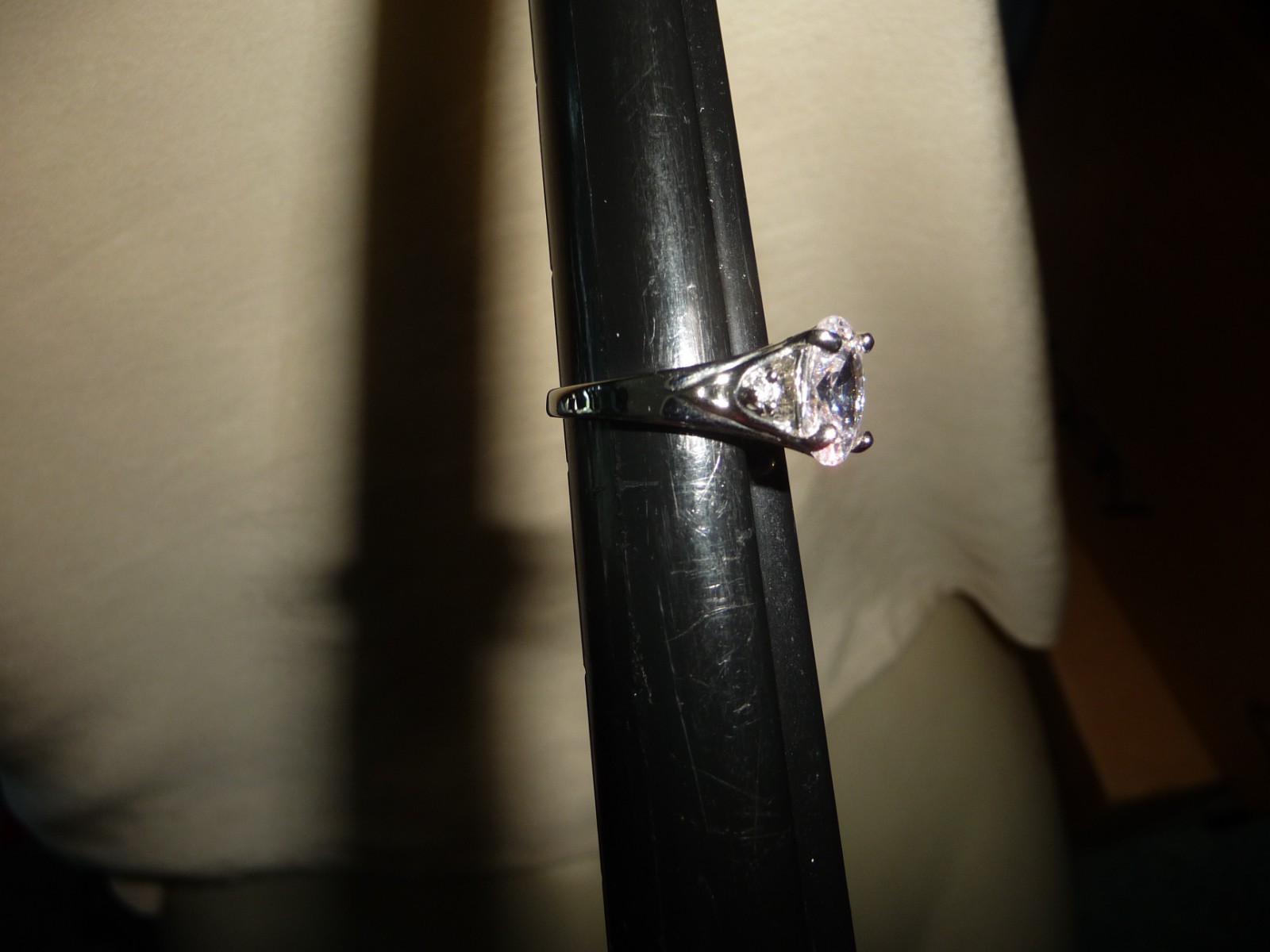 FAUX OVAL DIAMOND SILVER TONE ENGAGMENT Sz 5 3/4 RING #19/19