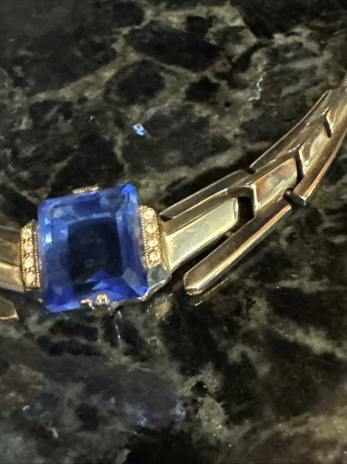 Vntg Art Deco Faceted Peking Blue Glass Open Back Choker Necklace Corocraft? EUC