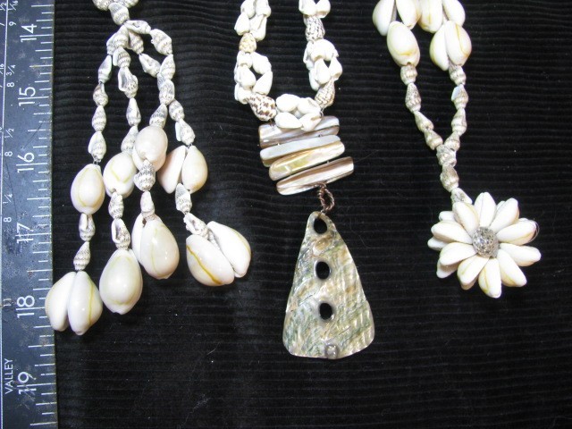LOT S13 – 7 pc NATURAL LONG SEA SHELL JEWELRY with ARTISAN FLARE Flower puka