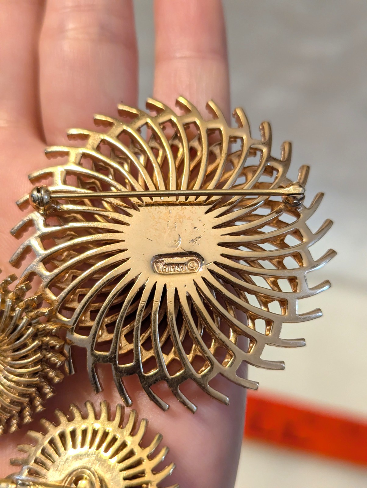 Signed Trifari Vintage Jewelry Set Gold Tone Brooch Clip Earrings Set