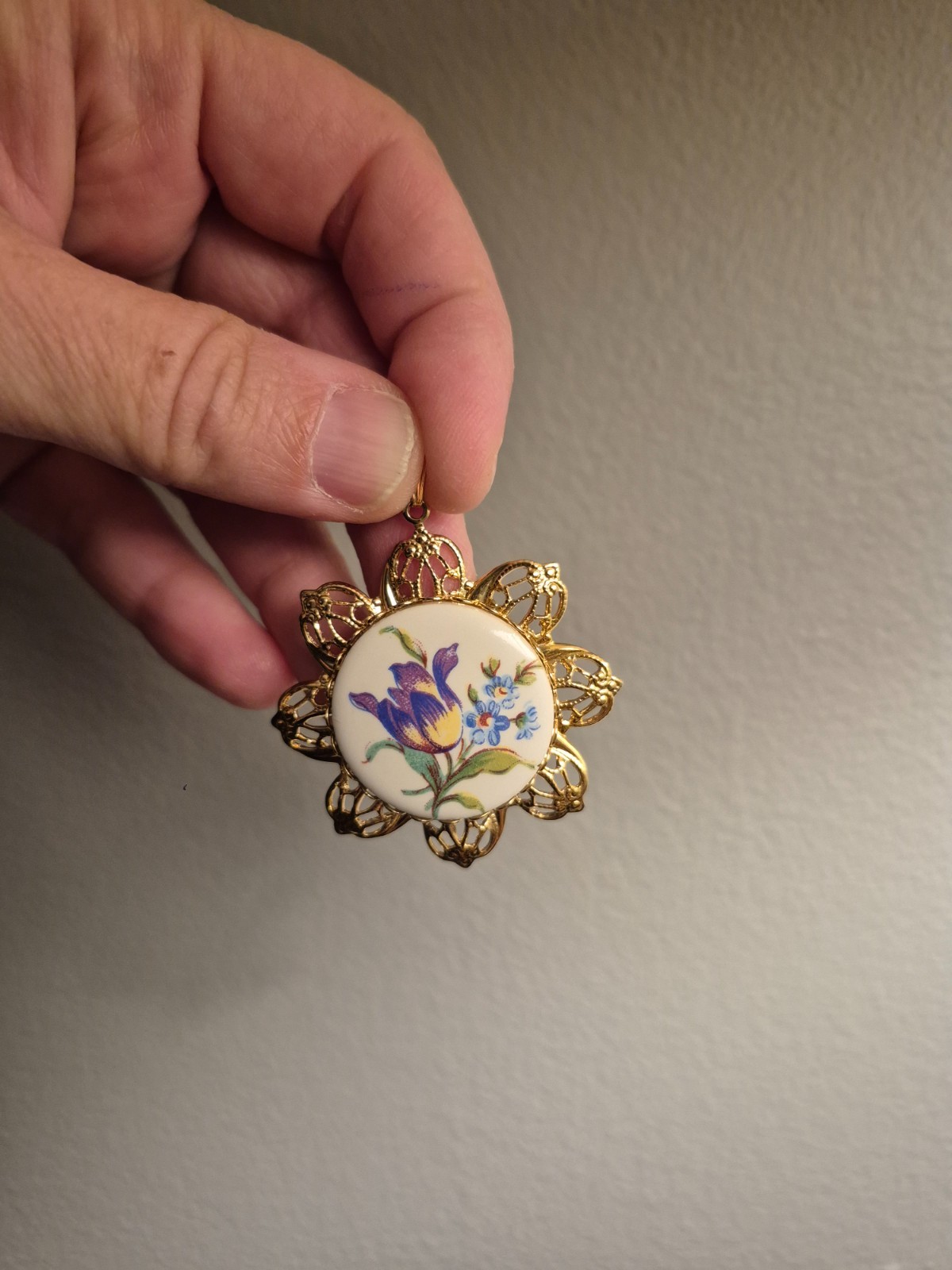 Vintage floral pendant, purple and blue flowers