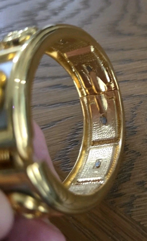 Vtg Gold Toned Hinged Mid Century Bangle Bracelet W/twin Ring Design. See Pics