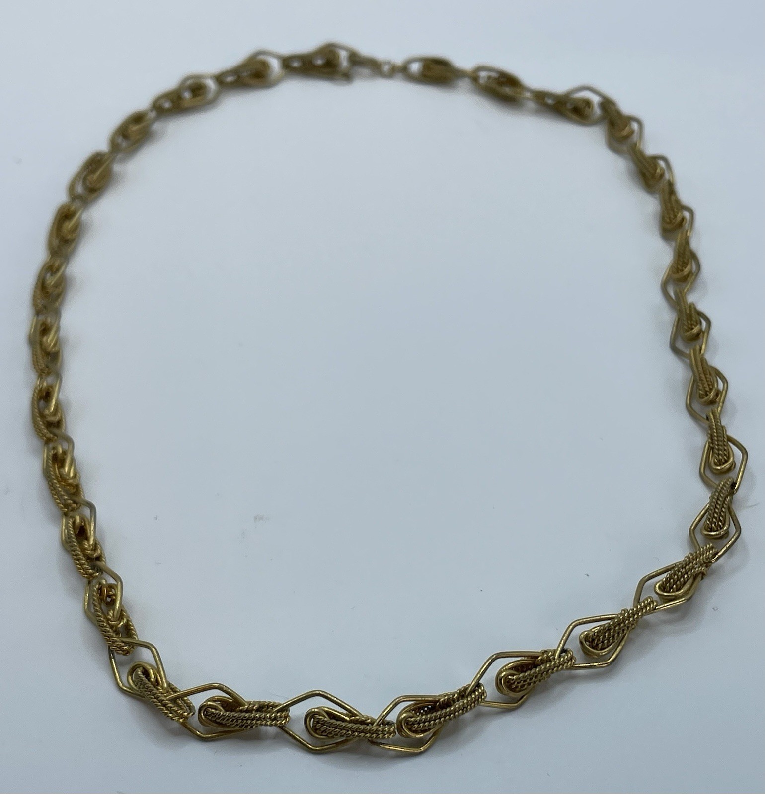 Vintage Gold Tone Choker Necklace 16” Geometric Rope Link