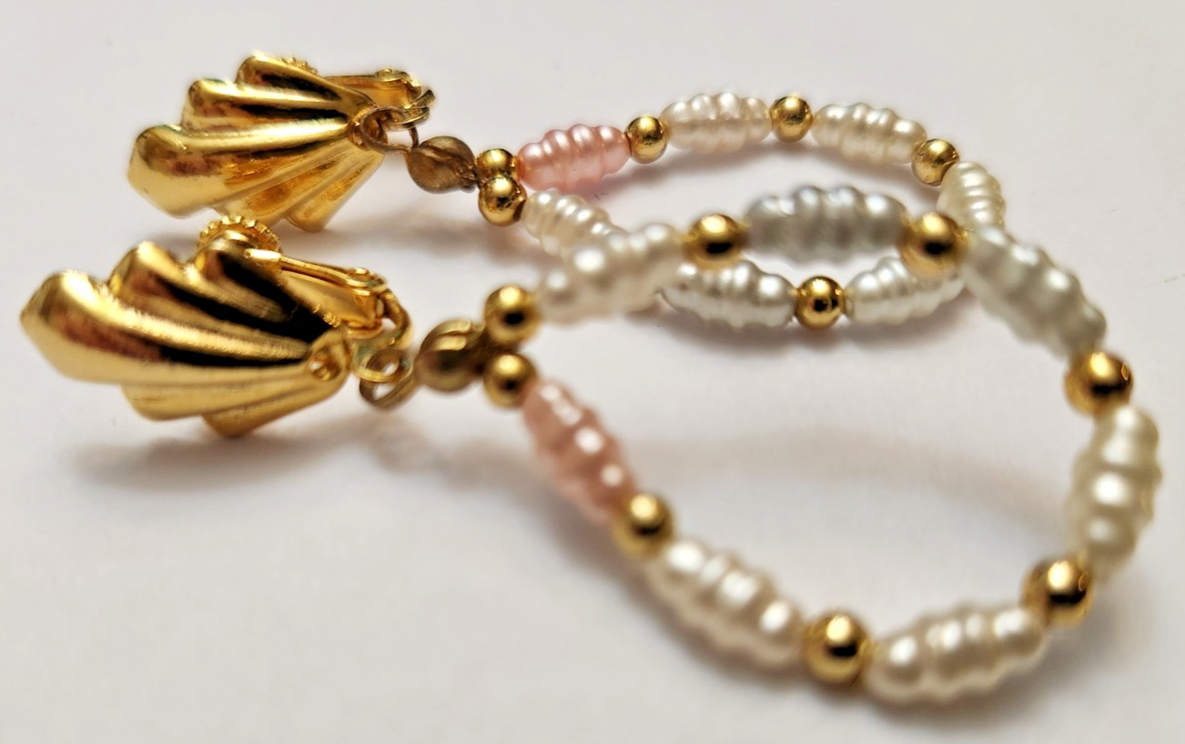 Adjustable clip on earrings faux fresh water colored pearls 2 1/4″ Long