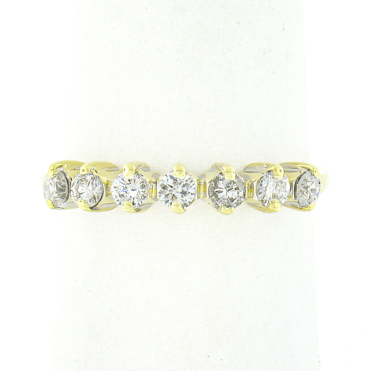 Vintage Classic 14k Yellow Gold 0.35ct Round Prong Set Diamond Wedding Band Ring