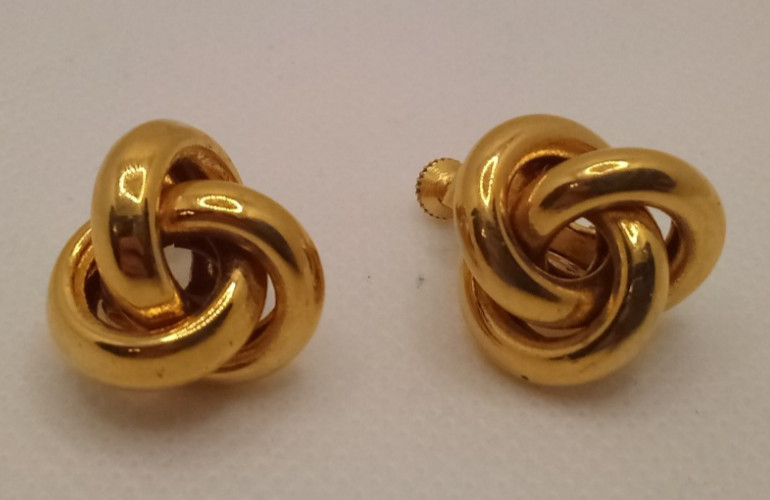 Vintage Napier Gold Tone Metal Twisted Knot Screw Back Clamp Earrings