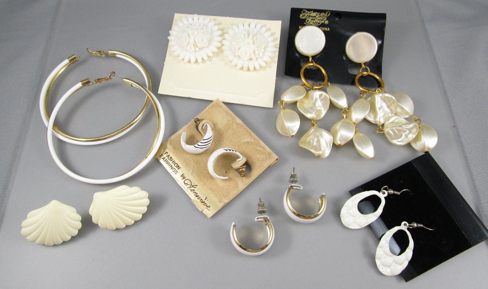 Vtg Mod Retro Varying Colors & Multi Styles LOT of 7 Post Pierced Earrings 152M