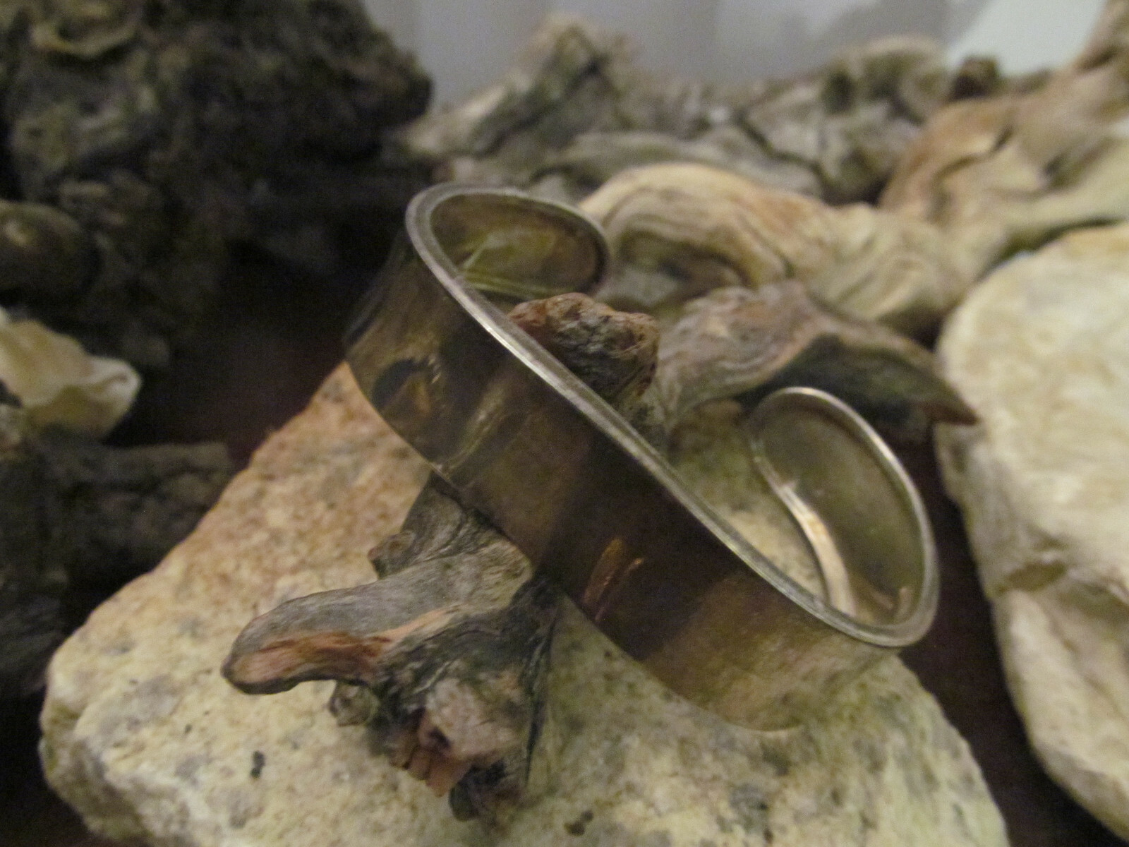 Vintage 925 Sterling Silver Wavy Pattern Band Cuff bracelet 21.4g