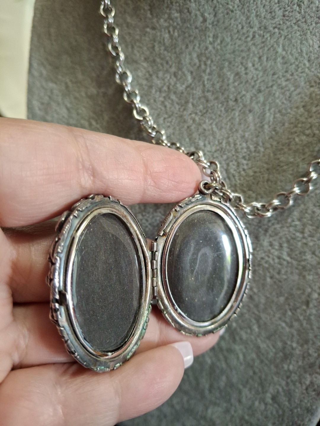 Vintage Signed Napier Silvertone Floral Runway Couture Locket Necklace, 1971
