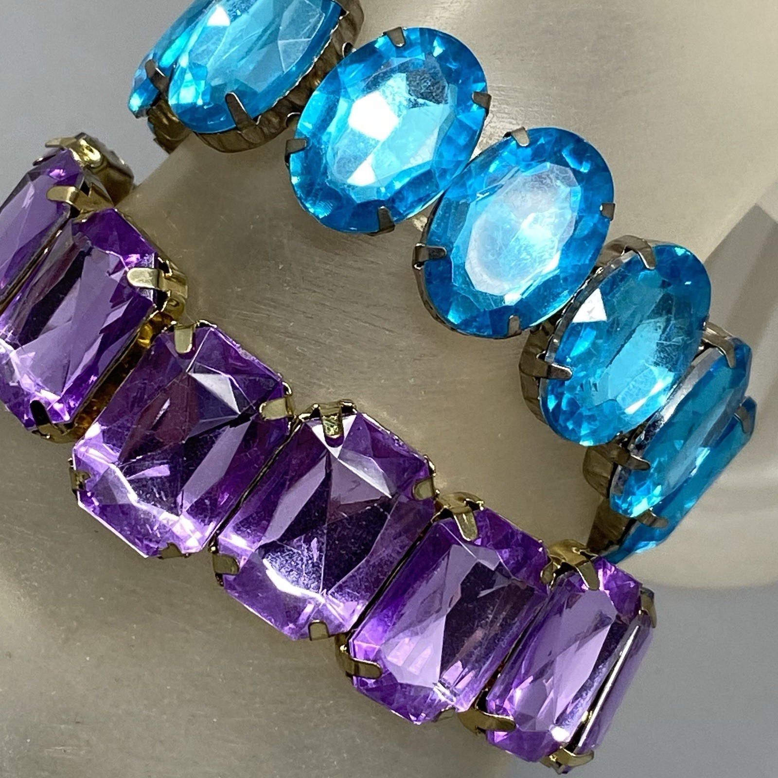 Rhinestone Stretch Bracelet Lot of 6 Blue Purple Clear Acrylic Silver Gold Tone