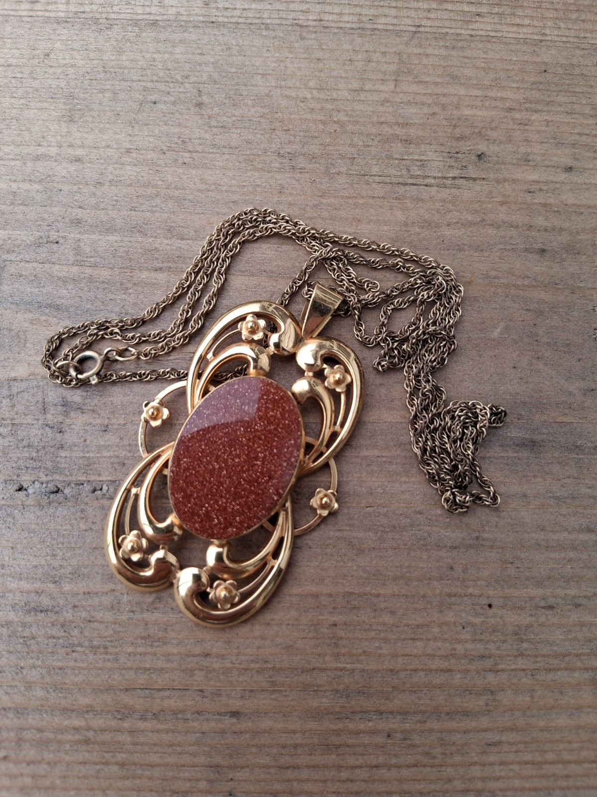 Goldstone Oval Cabochon Necklace Retro Geometric Pendant 1/20 14k Gf 26″ Chain