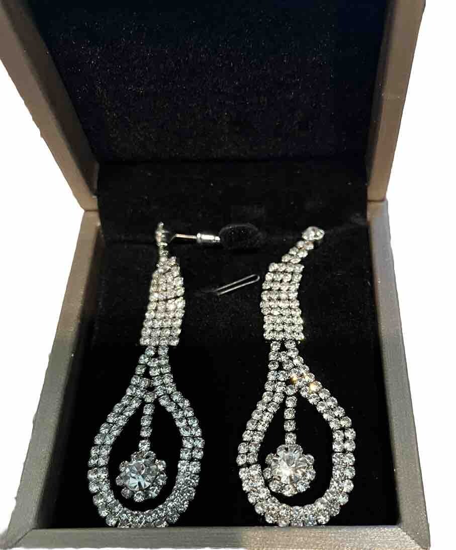 Vintage 1950s Prong Set Rhinestone Chandelier Post Earrings Red Carpet Style