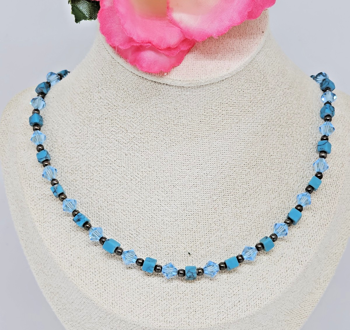 Blue Crystal & Howlite Stone Beaded Choker Necklace 925 Sterling Silver Clasp