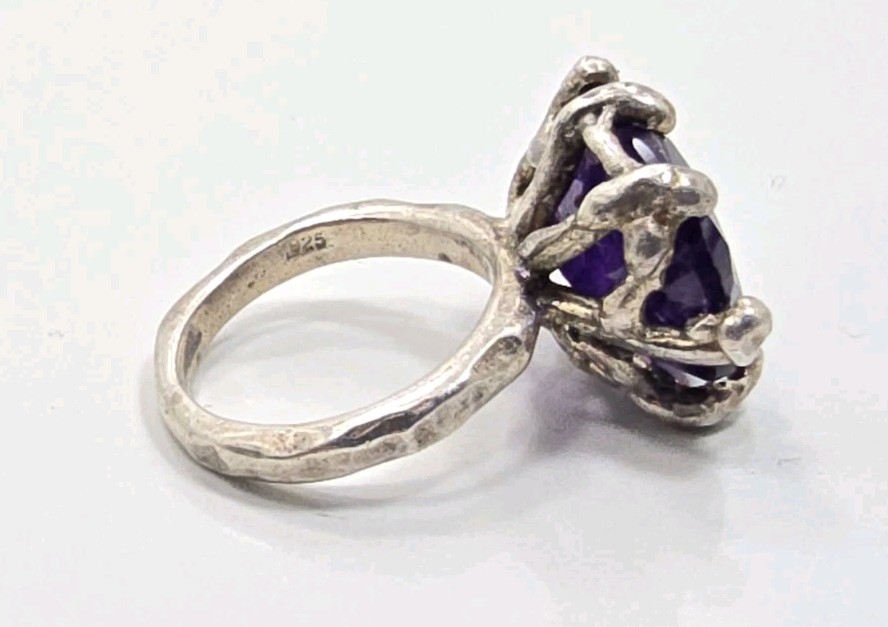 Beautiful Vintage Sterling Silver 925 Brutalist Amethyst Ladies Ring Size 5