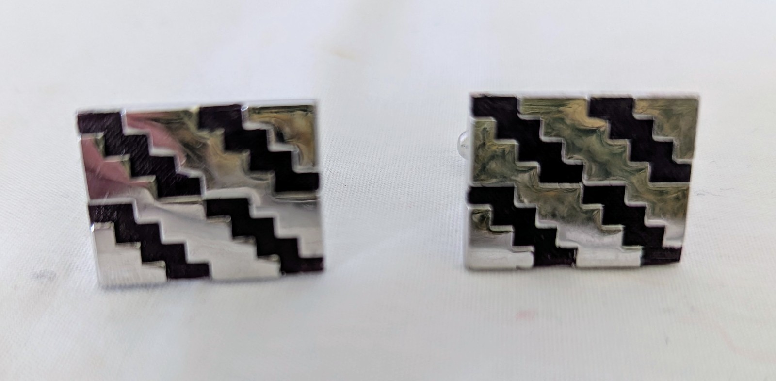 Geometric Tie Clip and Cuff Links Silvertone and Black Stair Step Design Vintage