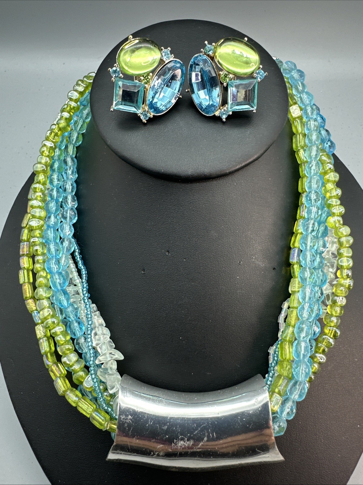 Vtg Avon 2002 Green Blue Crystal Glass Beaded Necklace 16” And Clip Earrings