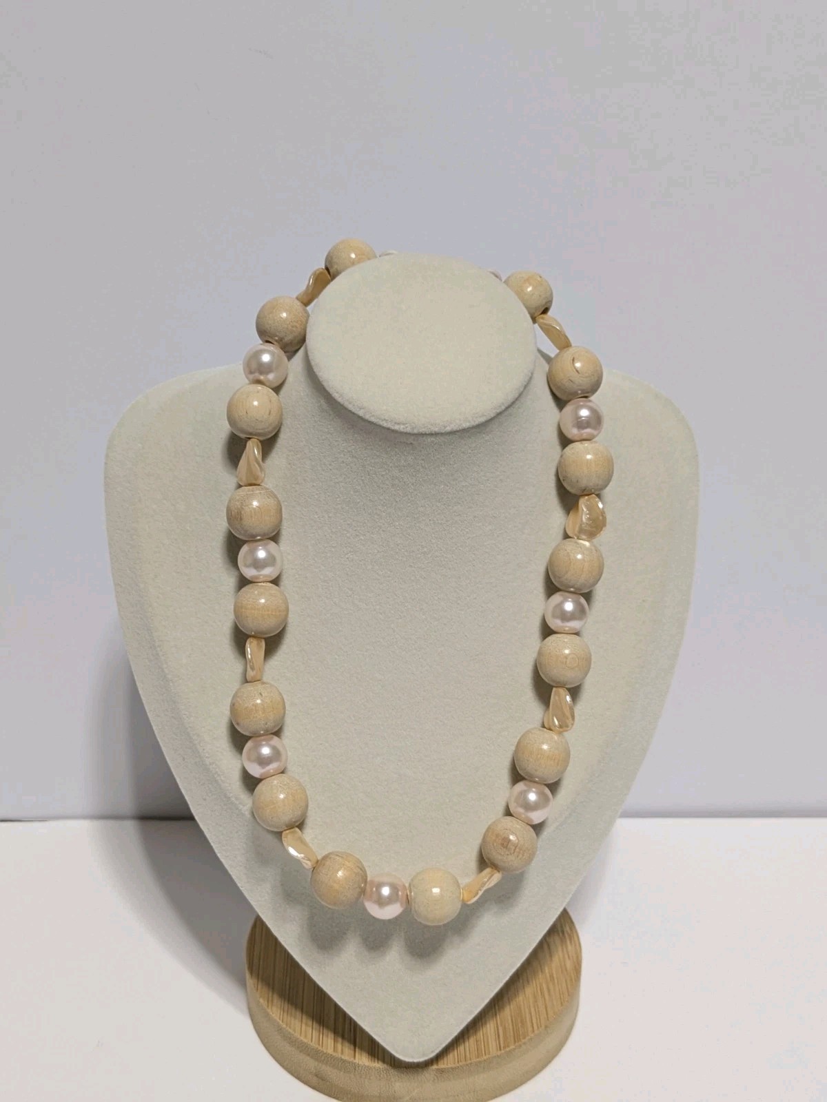 Vintage Wood Bead, Shell & Imitation Pearl Necklace. Light Colors 14″. BOHO