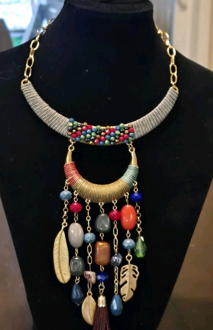 VTG 18″ Boho Necklace Statement Tribal Design Multicolor Beads Feather Tassel