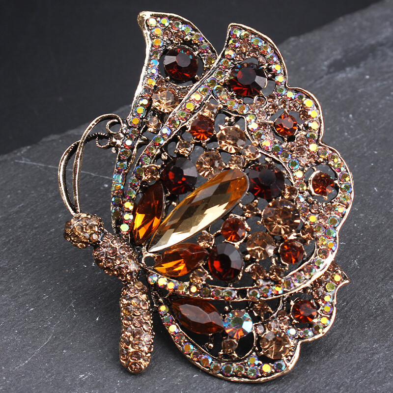 Retro Fashion Creative Hollow Antique Butterfly Corsage Women Men Jewelry Gift
