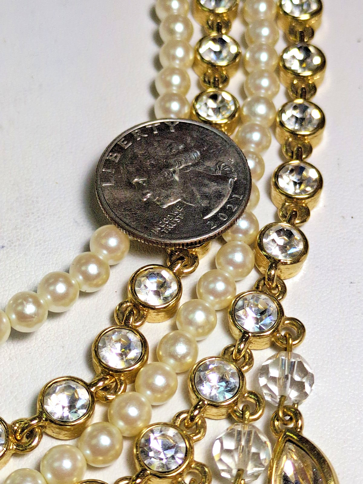 VINTAGE BEAUTIFUL PEARLS & CRYSTALS BEADED 4 LAYER NECKLACE LUXURIOUS