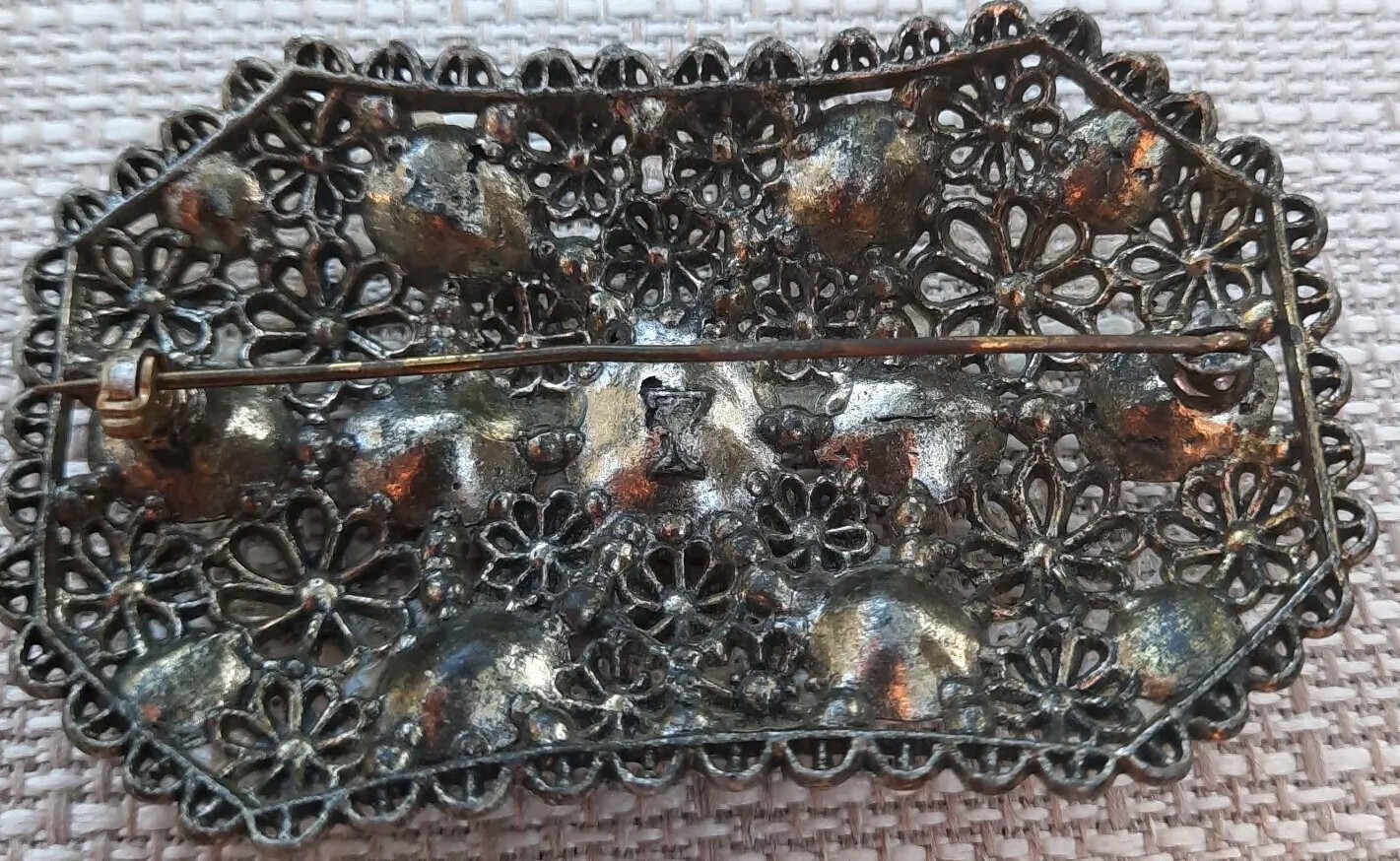 Vtg New England GlassWorks Brooch Filigree Flowers Jewel Colors Faceted READ