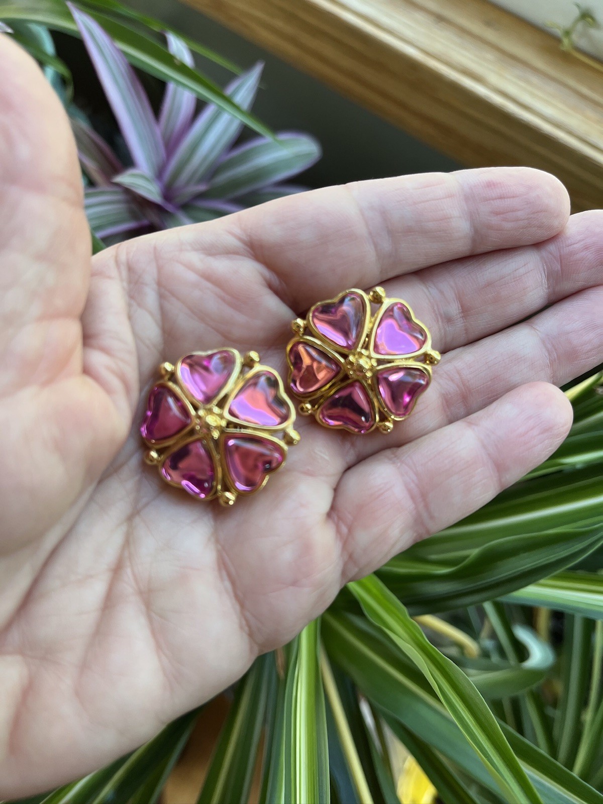 Trifari TM Pink Lucite Heart Cabochons In Gold Tone Setting Clip On Earrings Vtg
