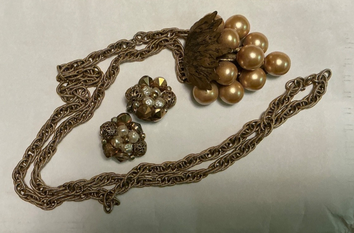 Vintage Gold Tone grape cluster necklace on 30” chain plus clip on earrings