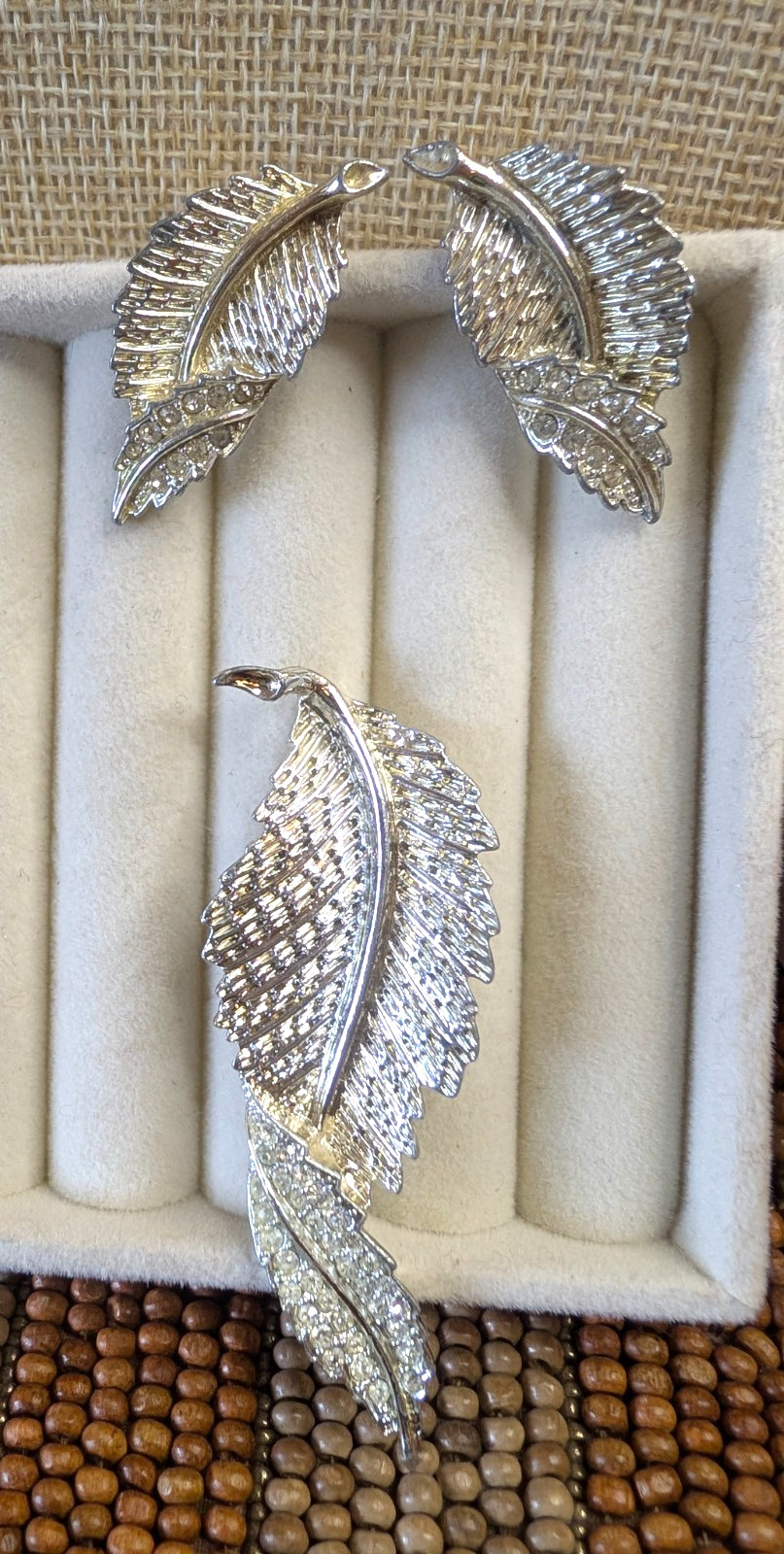 Vintage Sarah Coventry Silver Tone Leaf Brooch & Clip Earrings Set Rhinestone Ac