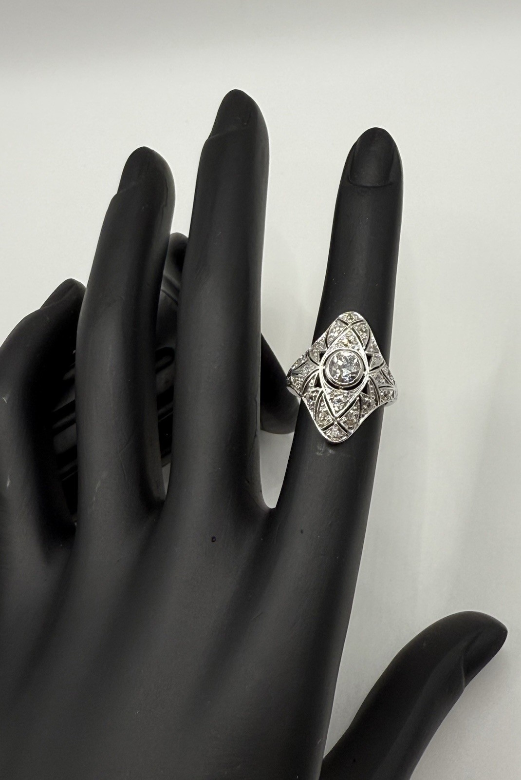 Antique Art Deco Edwardian Platinum & Diamond Ring – Filigree Old European Cut