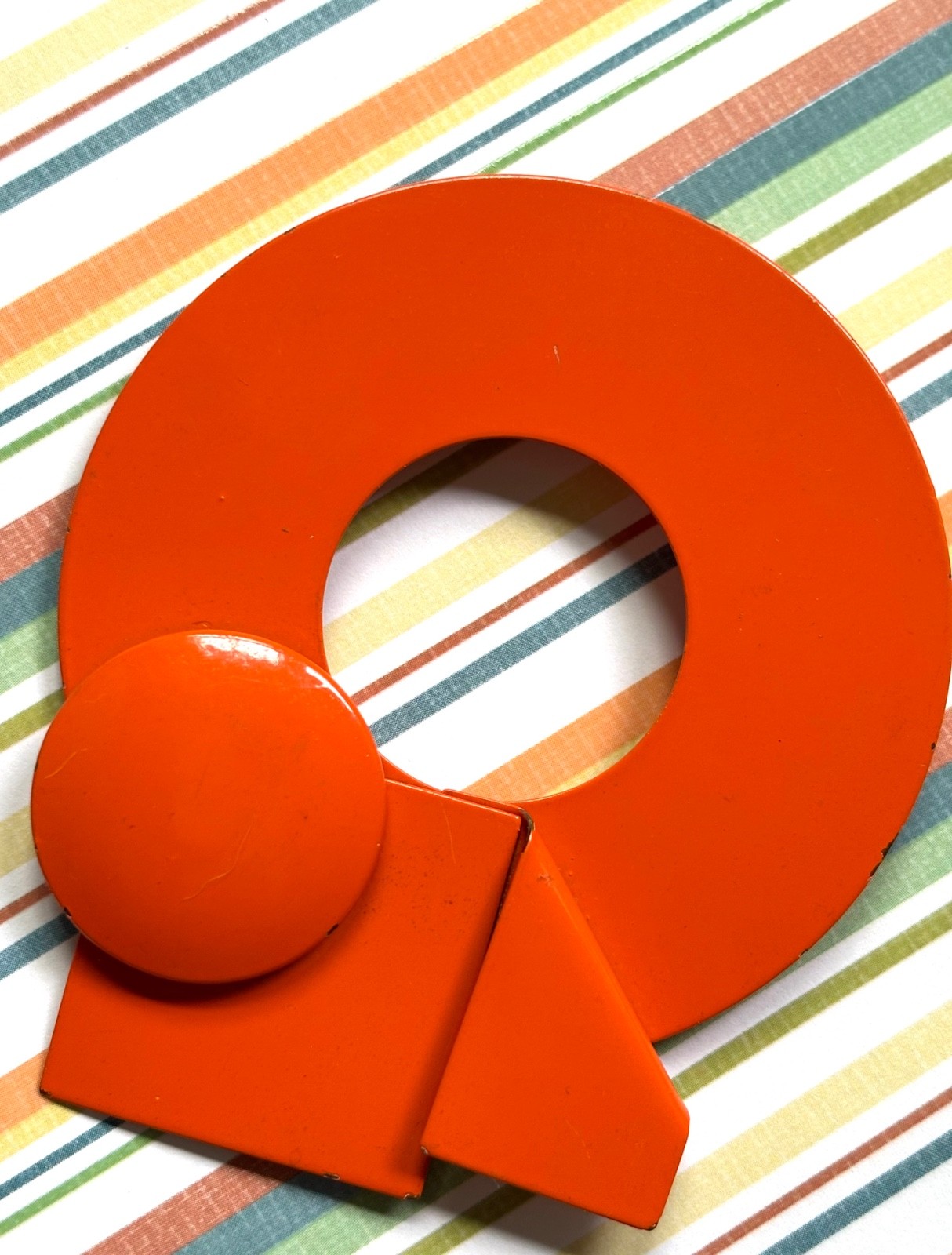 1960s MOD Style Vintage BROOCH~groovy PIN~ UNIQUE Thin Metal Design~Eye Catcher!