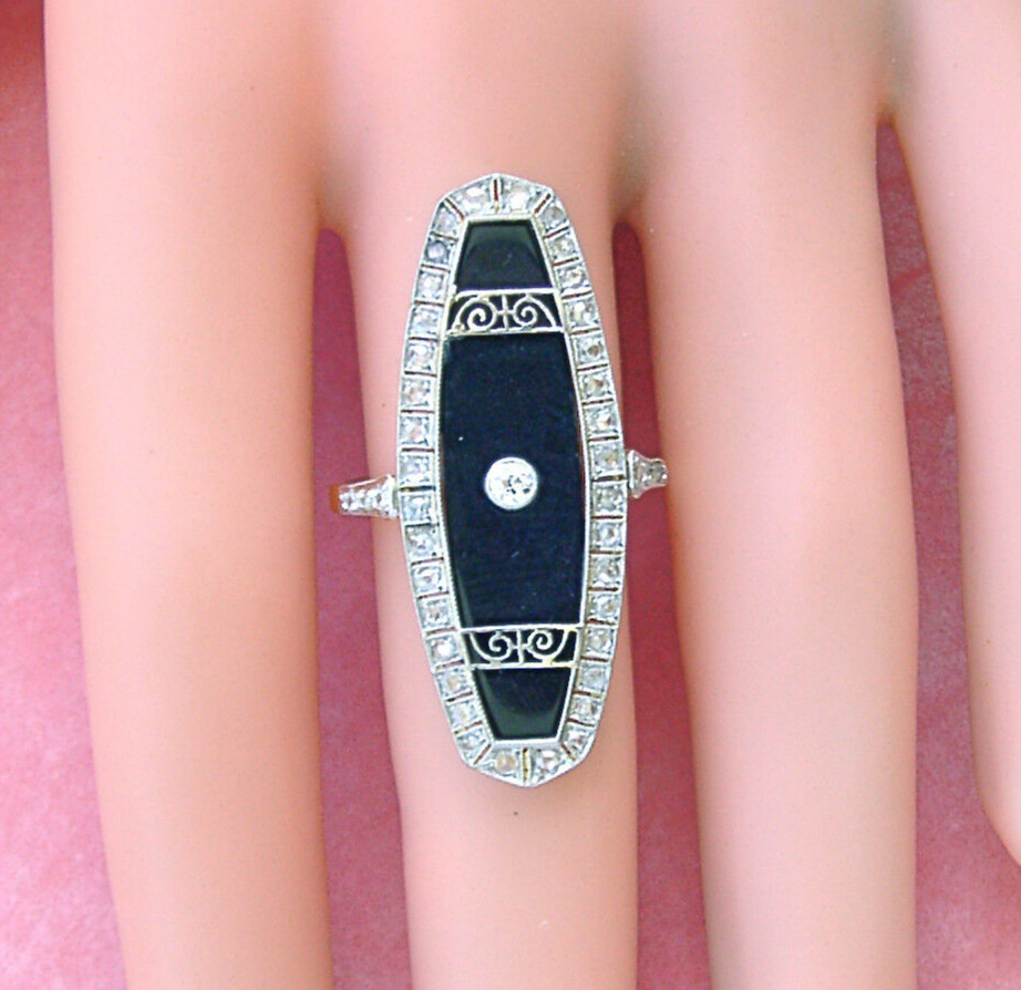 ESTATE ART DECO .67ctw DIAMOND BLACK ONYX 18K RIGHT-HAND LONG COCKTAIL RING