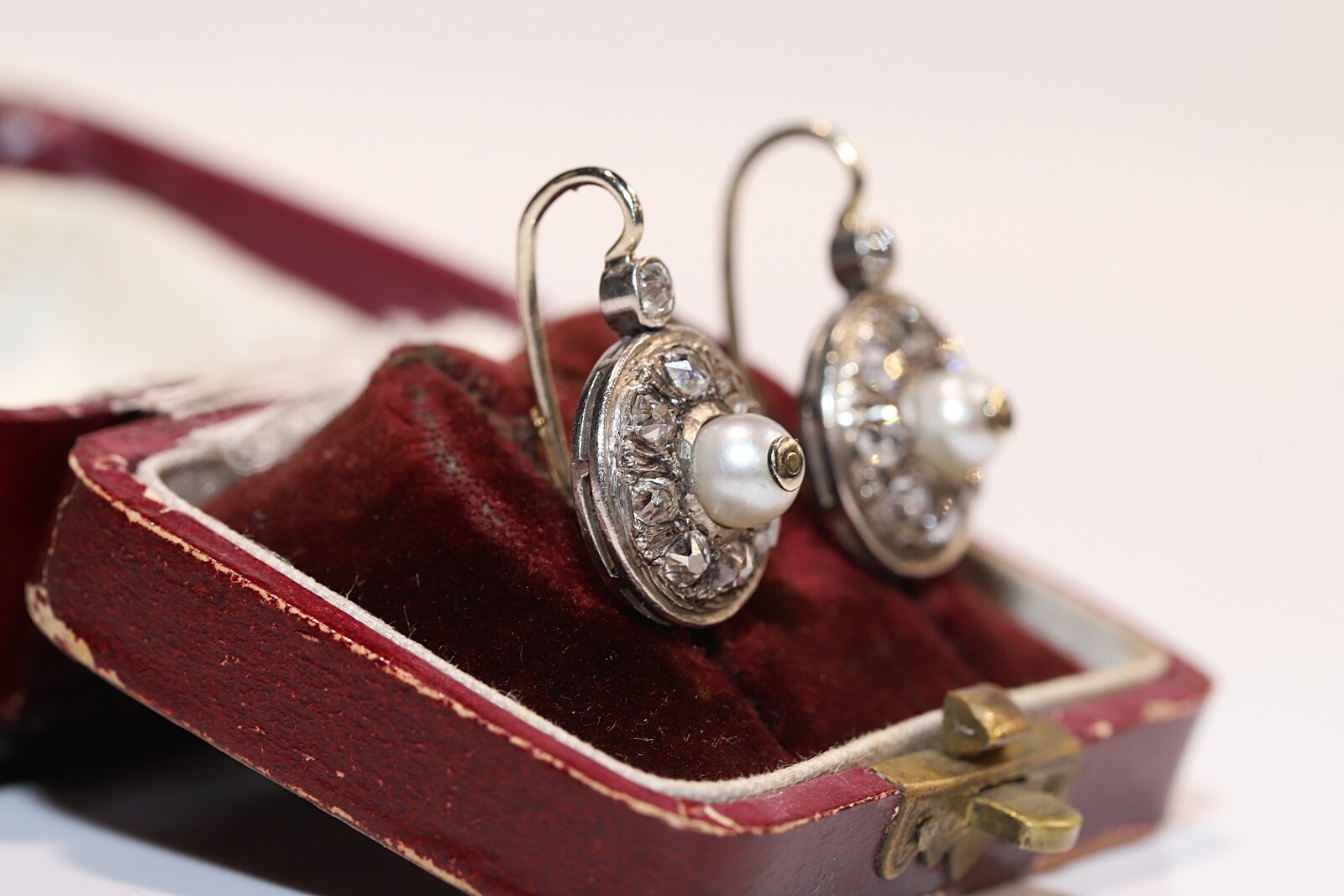 Antique Circa 1900s 18k Gold Natural Old Cut Diamond And Pearl Earring