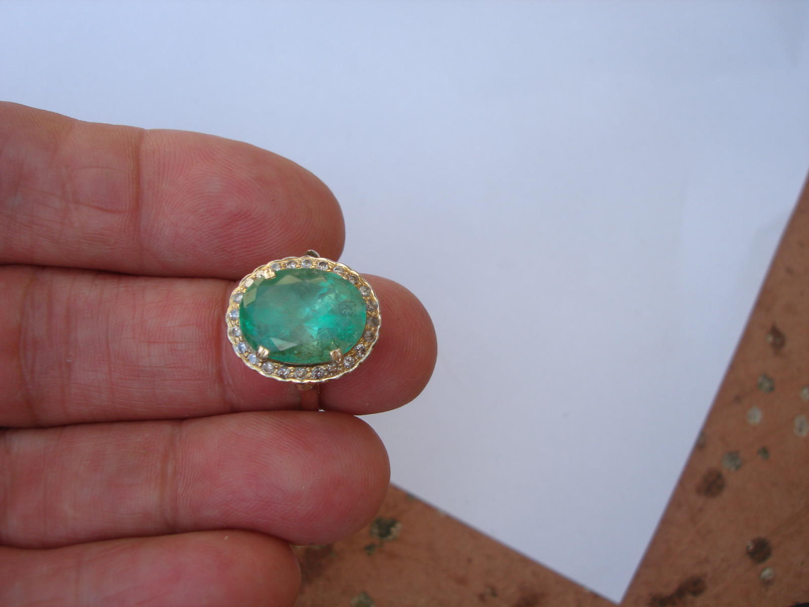 VINTAGE ELEGANT 14K SOLID WHITE GOLD BERYL EMERALD DIAMONDS COCKTAIL RING SIZE 6